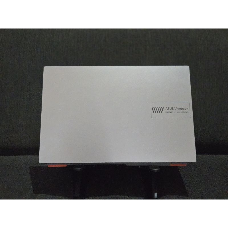 ASUS VIVOBOOK A1404FA RYZEN 5-7520 16/512