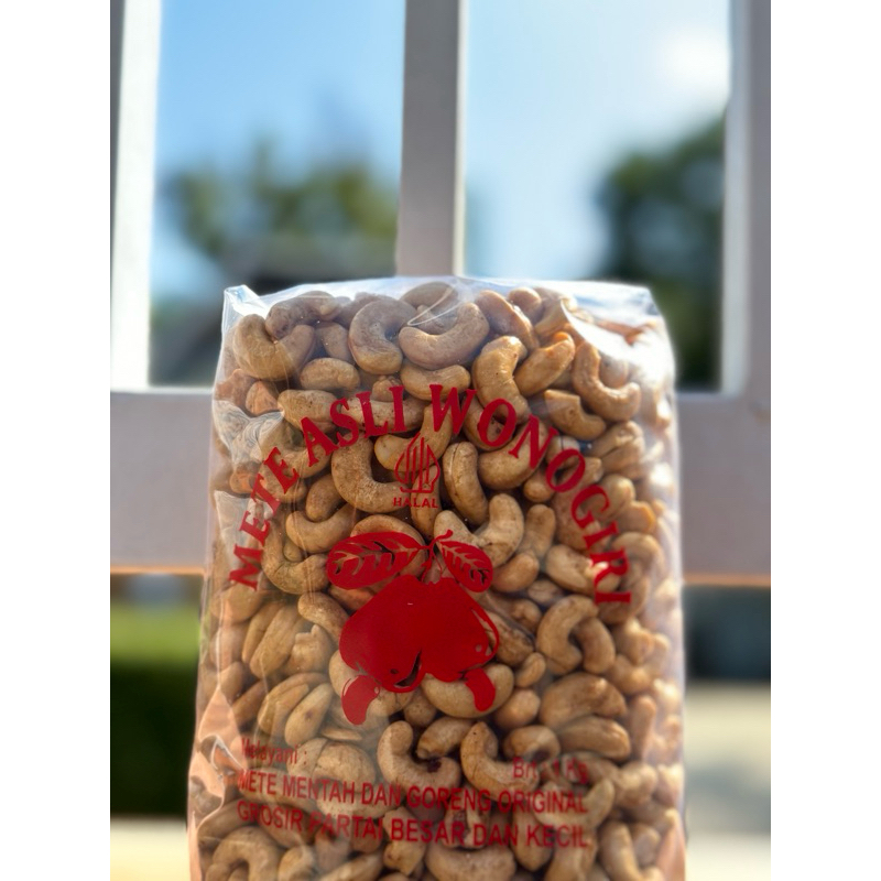 

kacang mede matang standar 1000gram / 1kg