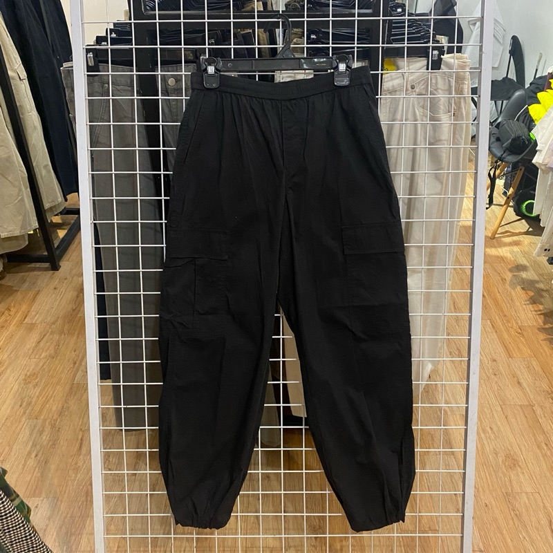 Uniqlo Cargo Pants