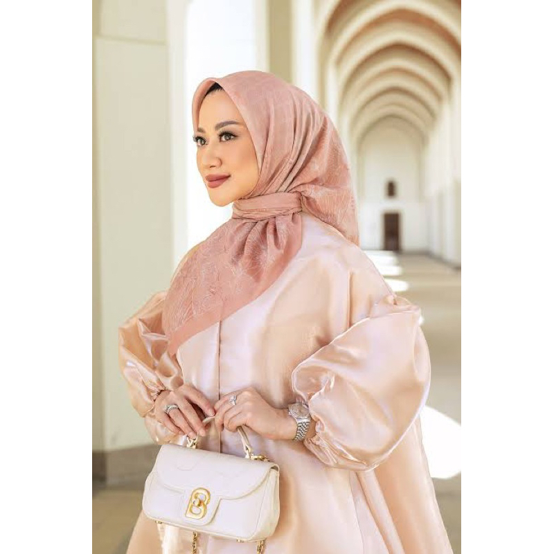 Preloved Buttonscarves Medina Series