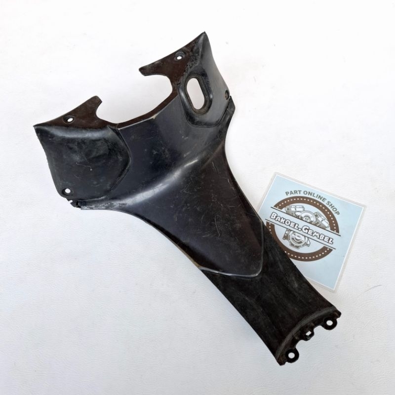 Cover kunci legsil body tengah Supra x 125 helm-in original copotan