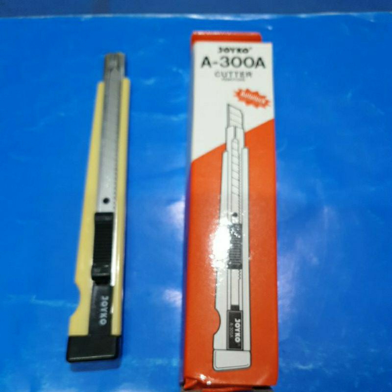 

Pisau cutter Joyko A 300 A