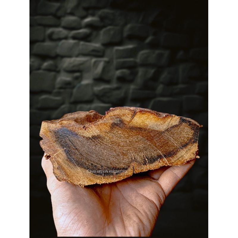 kayu gaharu buaya super bongking 1 kg produk asli