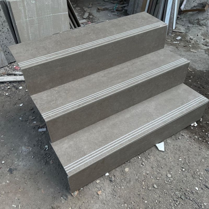 Granit Tangga Costum Ukuran / Niro Brown Matt