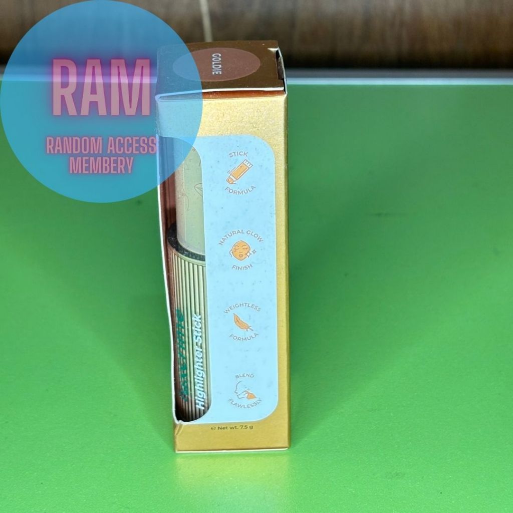 LUXCRIME HIGHLIGHTER STICK COLOR GOLDIE | LUXCRIME Seamless Highlighter Stick Goldie