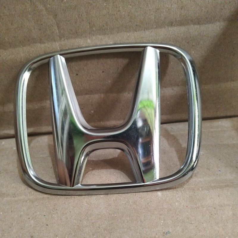 emblem logo belakang Honda BRV Brio original part 75701-TSA-K00