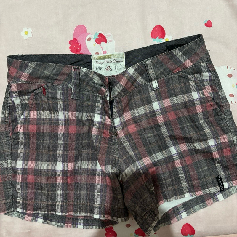 PRELOVED Celana Pendek Wanita X Eight
