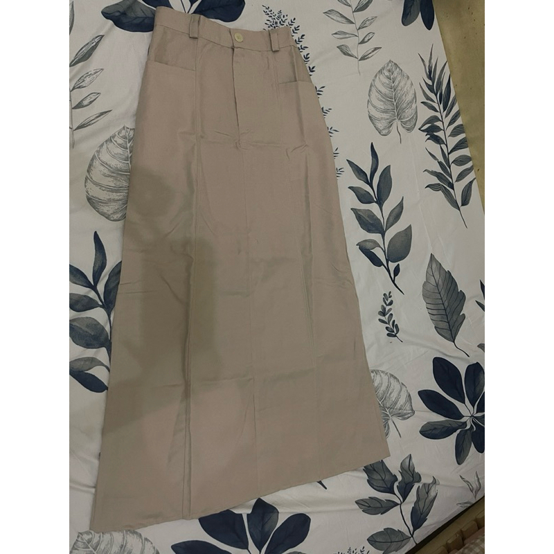 [new] rok skirt cream warna krem