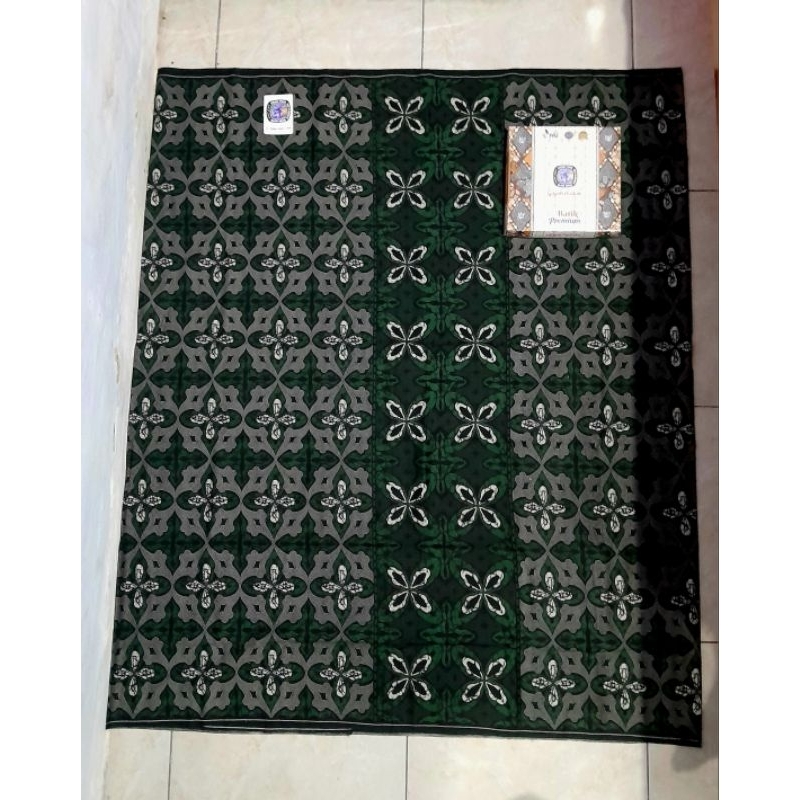 SARUNG GAJAH DUDUK BATIK