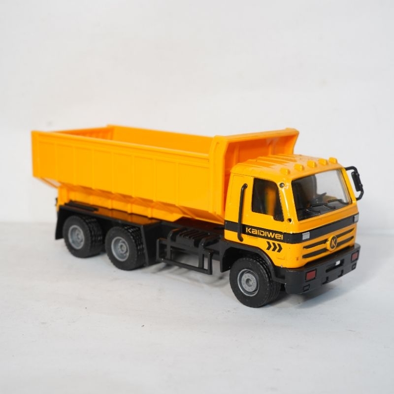 Kaidiwei 1/32 diecast Dump Truck Ban 6 (Medium Truck)