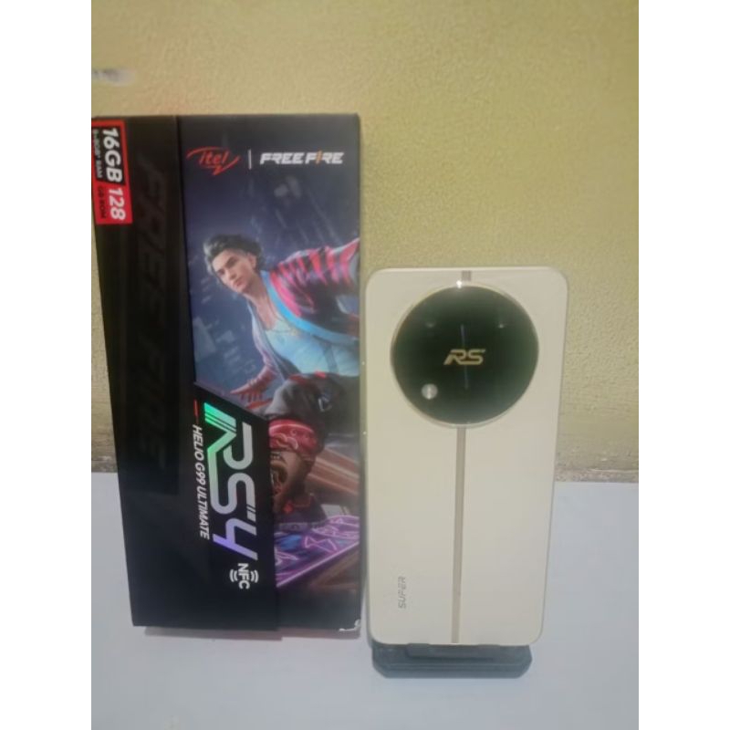Itel Rs4 8/128 garansi resmi second fullset