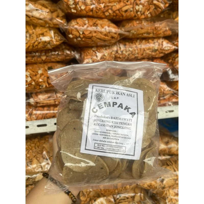 

KERUPUK IKAN KAPUAS HULU CEMPAKA 500g