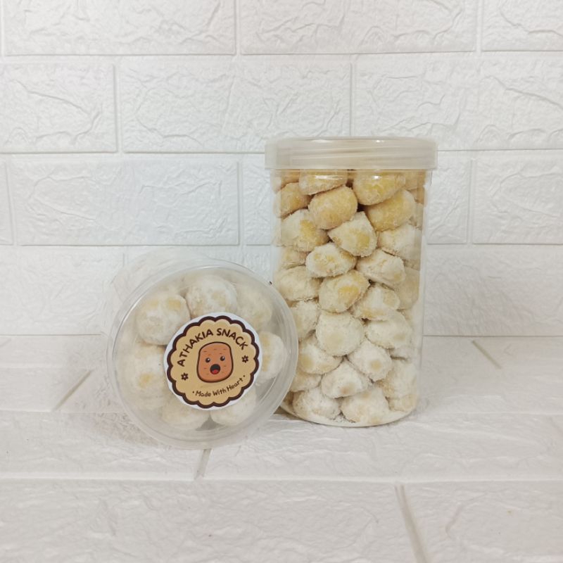 

Bola Salju Premium Home Made by "Athakia Snack