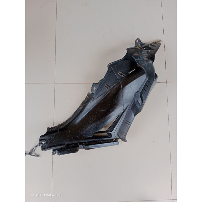 Sayap dalam Kawasaki Edge cm Kanan. Original. Seken