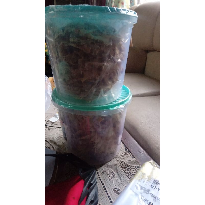 

Peyek kacang, rebon. lempeyek