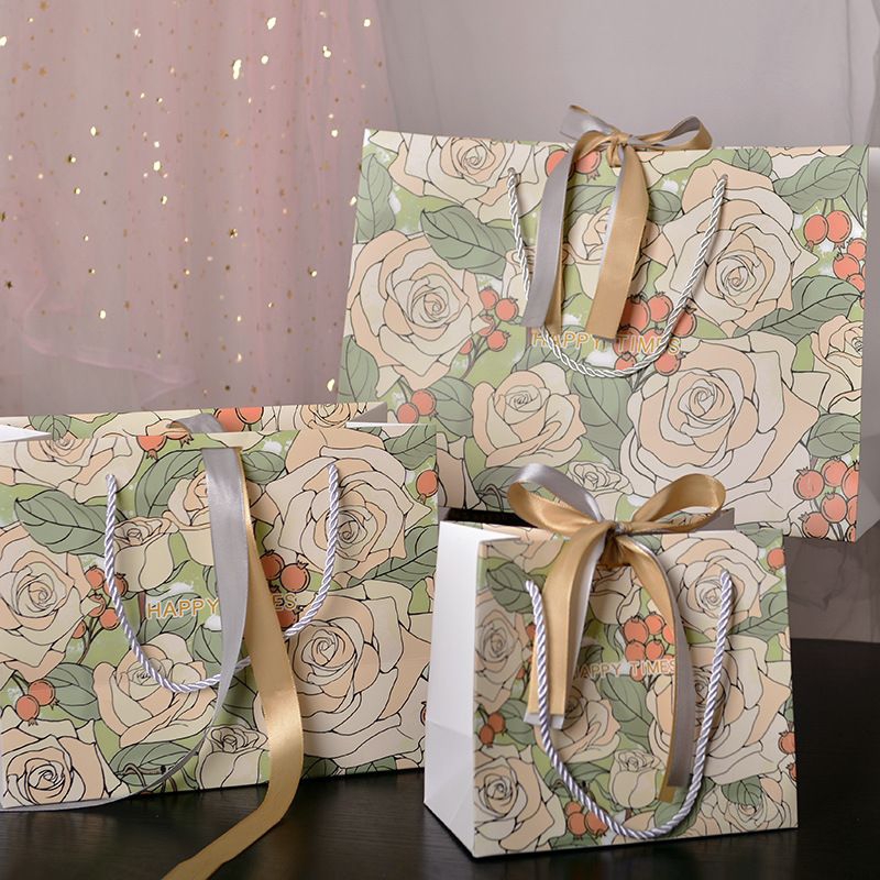

Paper Bag / Tas Kertas Motif Rose Flower 2 Pita / Ribbon Tebal Premium Mewah Kuat Tahan Air