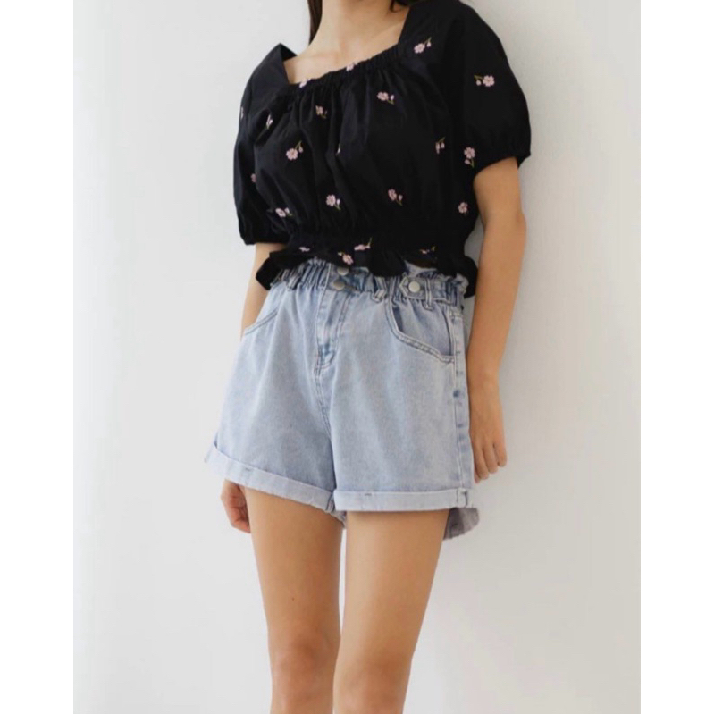 This is April - Claire Short Pants in Light Denim