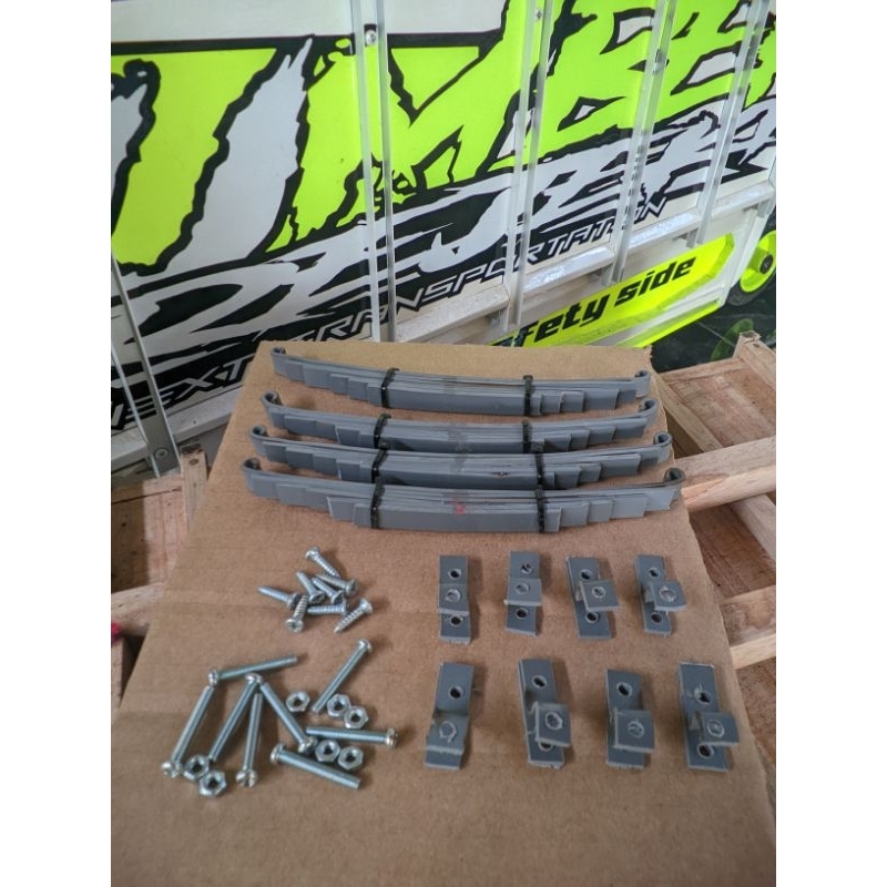 Paket  4pcs Per daun Miniatur truk Oleng tinggal pasang untuk skala 10-14