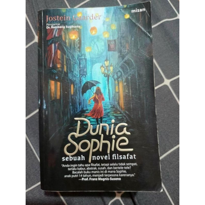 BUKU DUNIA SOPHIE