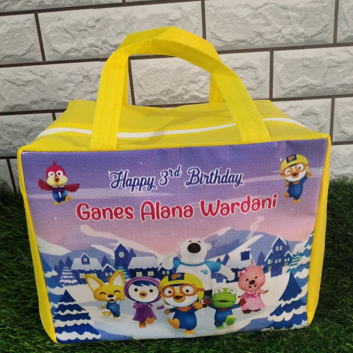

tas ultah resleting/tas resleting /tas ultah/tas souvenir uk. 31x21x31