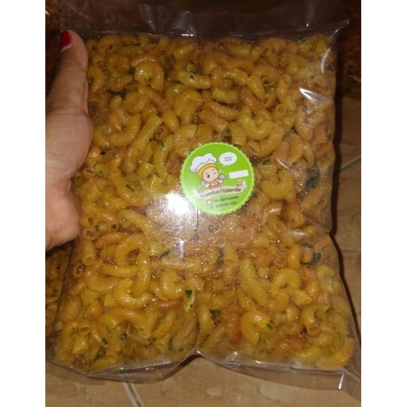 

MAKARONI PEDAS/ORIGINAL DAUN JERUK 500GRAM