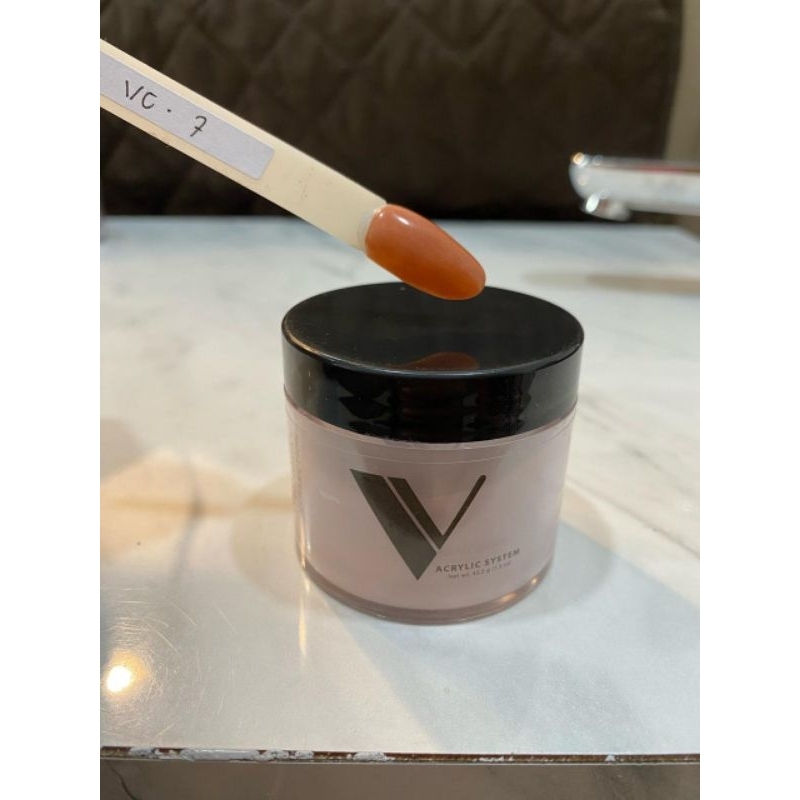 Acrylic Valentino-Preloved