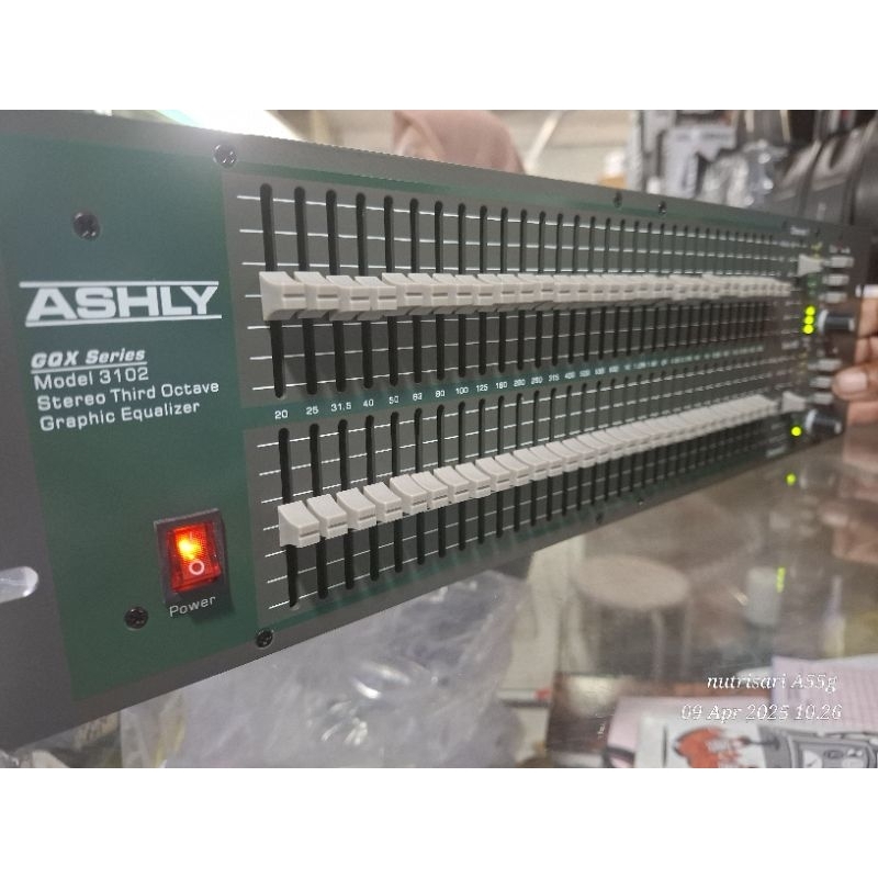 equalizer ashly 3102
