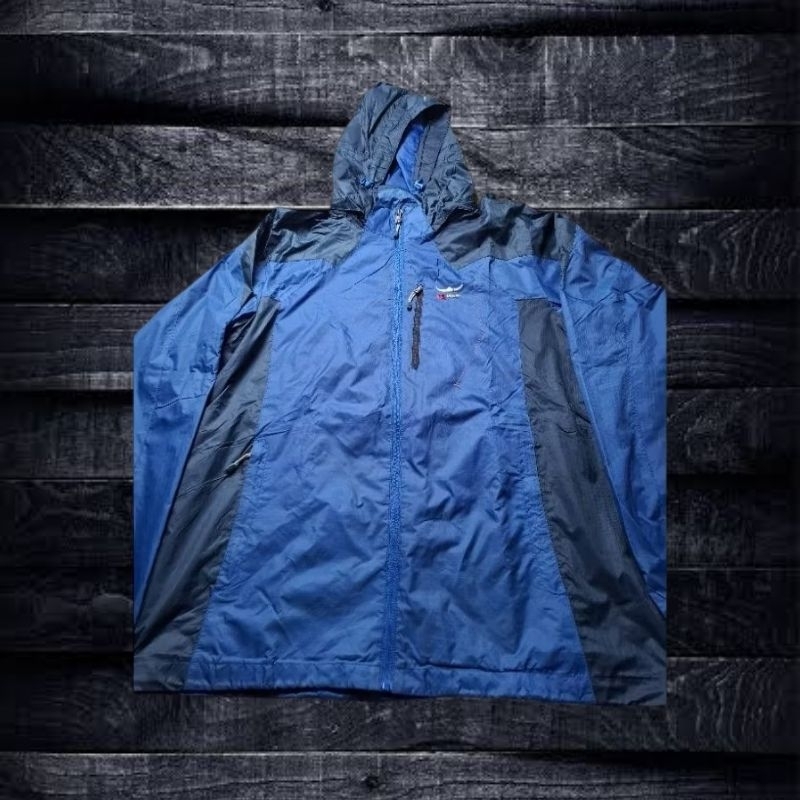 Jaket Outdoor  Beanpole