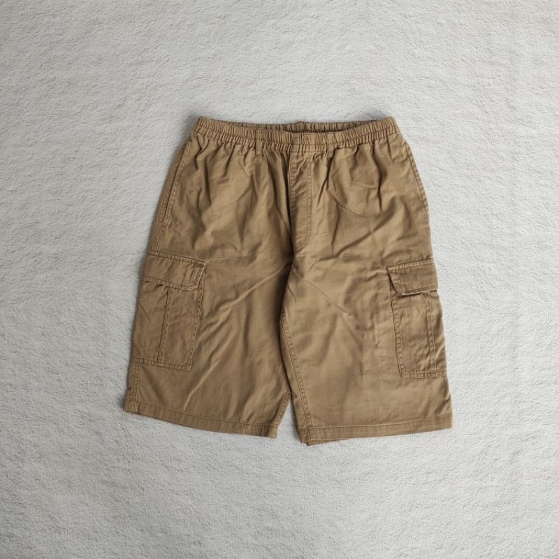 Short cargo pants japan