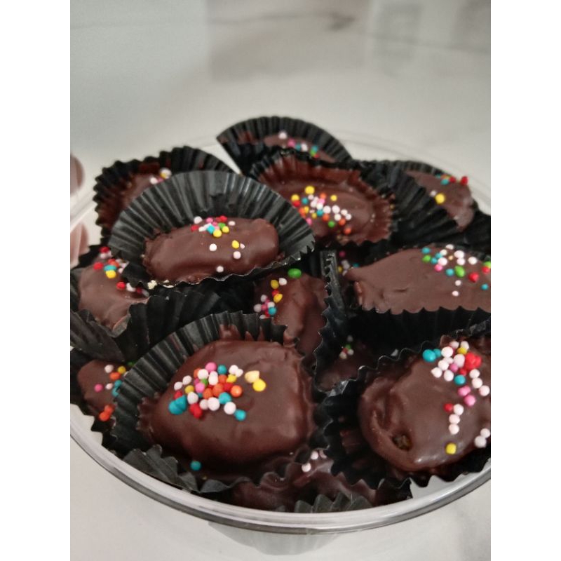 

Kurma coklat kacang original Cemilan sehat Fresh kemasan 250g