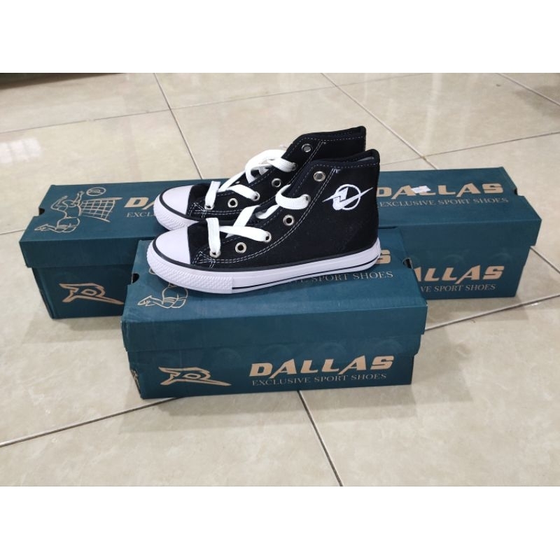 sepatu sekolah dallas