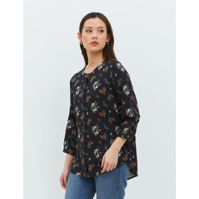 Geela arwen flowef black blouse-Atasan geela wanita Neww