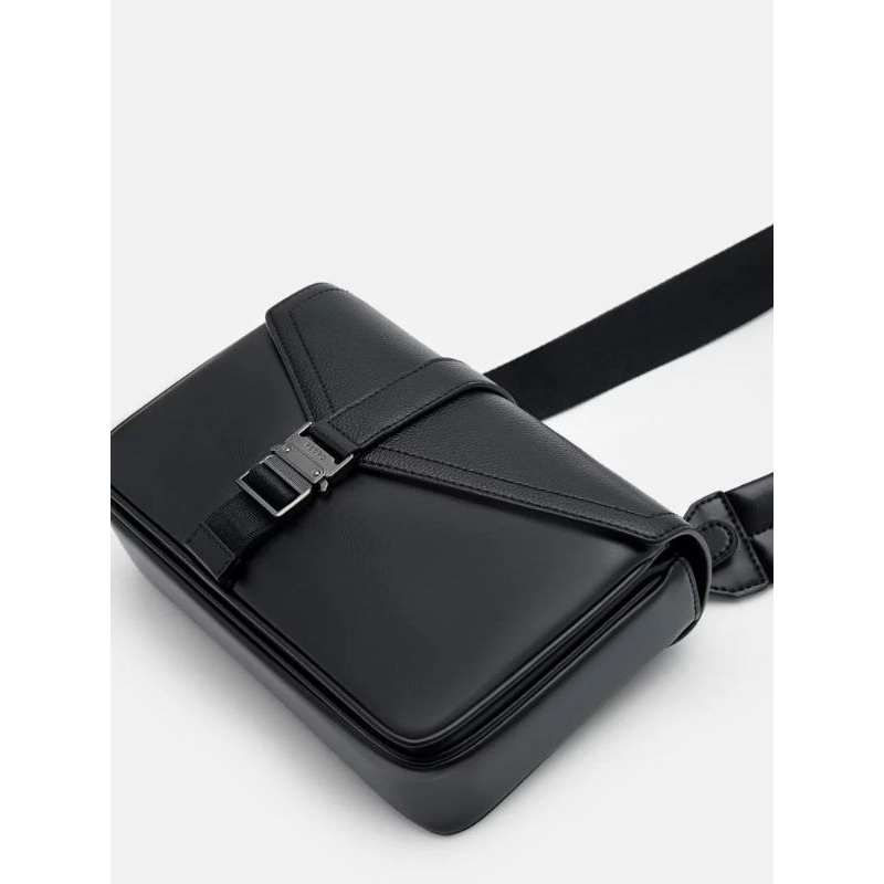 0233 Tas Sling Pouch Pria PEDRO 100% Original