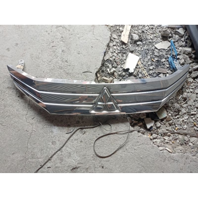 grill xpander 2020 croom