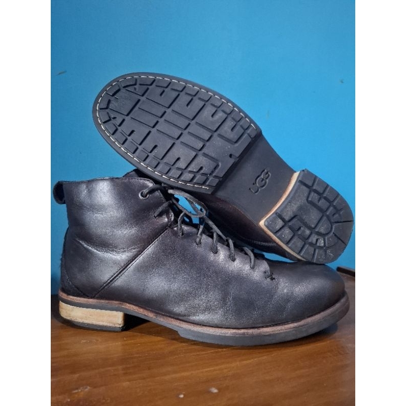 Sepatu UGG Boot size 44
