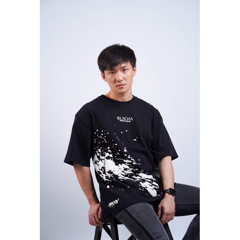 BLACHA Oversize Boxy T-shirt Absolutely - Jet Black