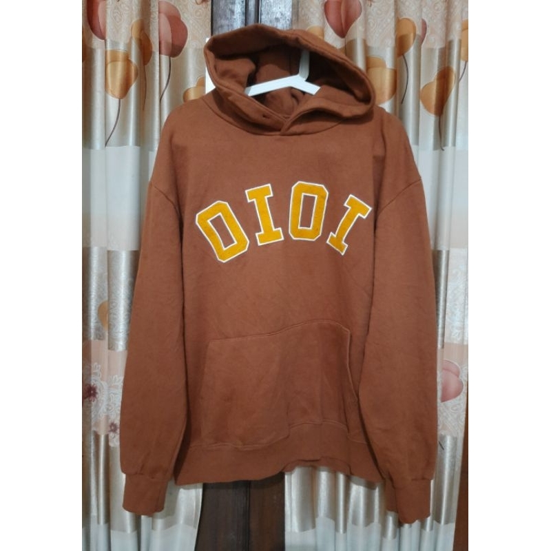 Hoodie dari OIOI Fashion Coklat