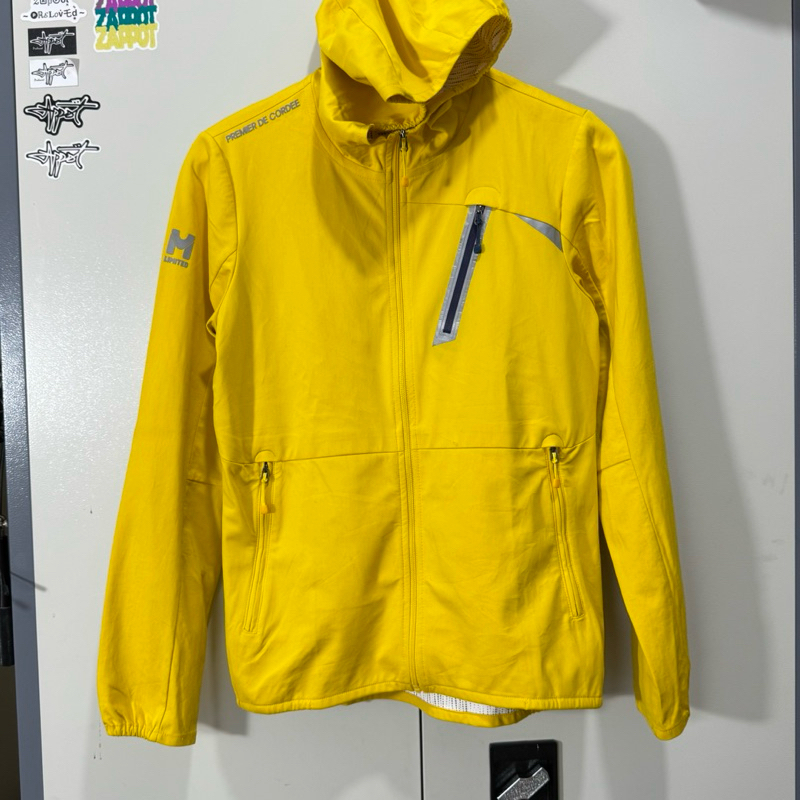 M limited softshell outer jacket