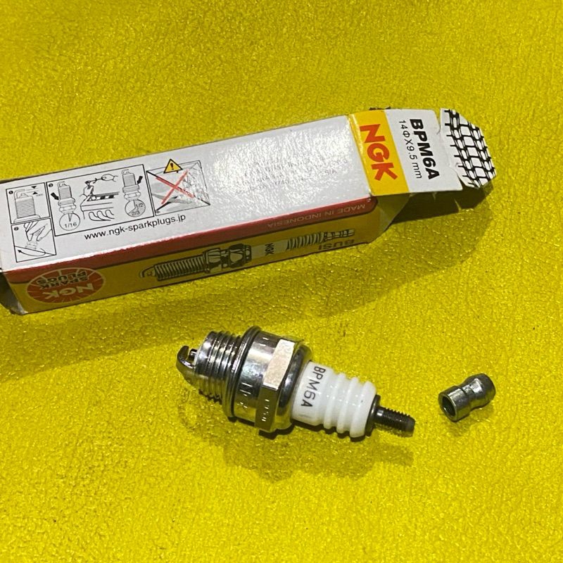 Busi NGK Bpm6a potong rumput mesin 50 CC dll