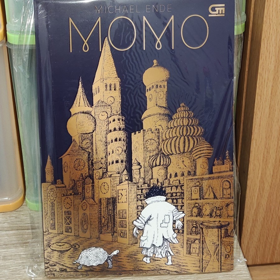 Novel Michael Ende - Momo