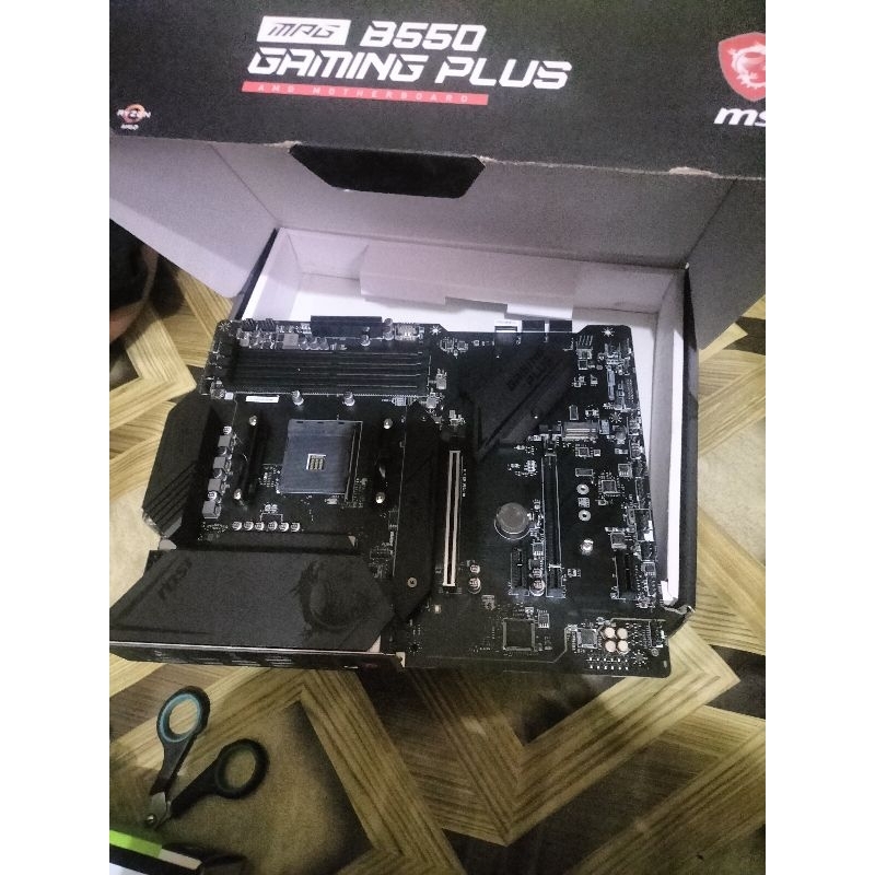 motherboard  MSI  MPG B550 gaming plus