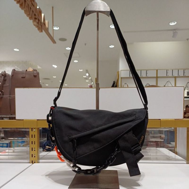 BELLEZZA 63310 Produk Terbaru Original Depstore Mall Tas Selempang Parasut Wanita Ringan