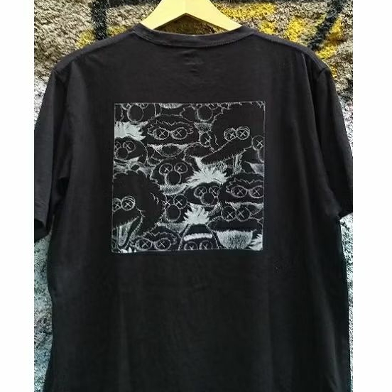 UNIQLO X KAWS X SESAME SRTREET