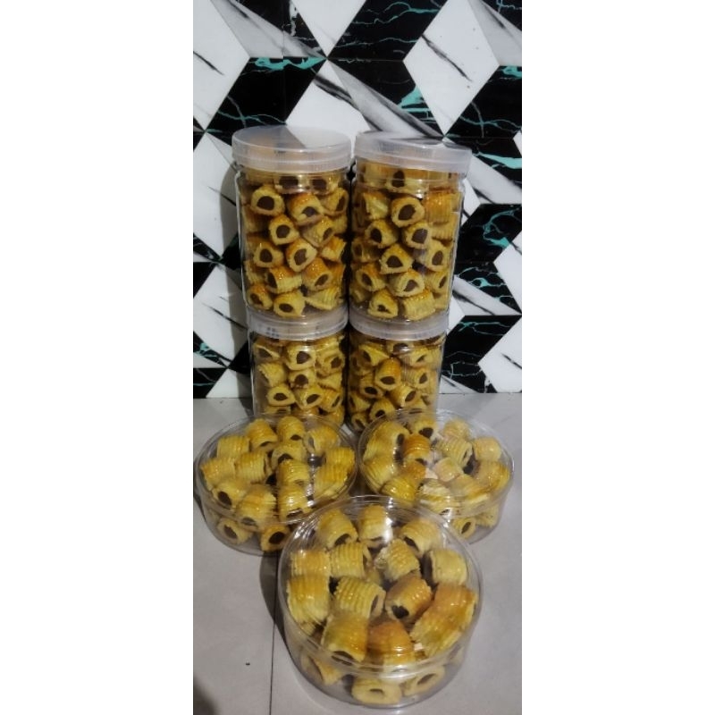 

kue lidah kucing banyak varian
