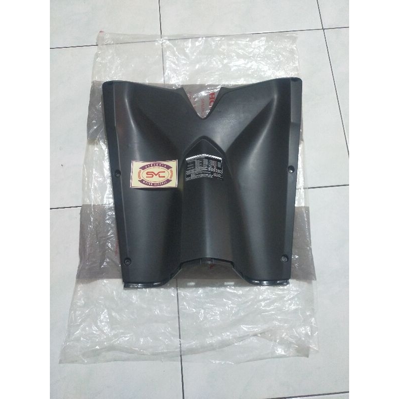 8114A-KZR-600ZB COVER INNER LOWER dashboard bawah kontak Vario 125 old lama ORI AHM