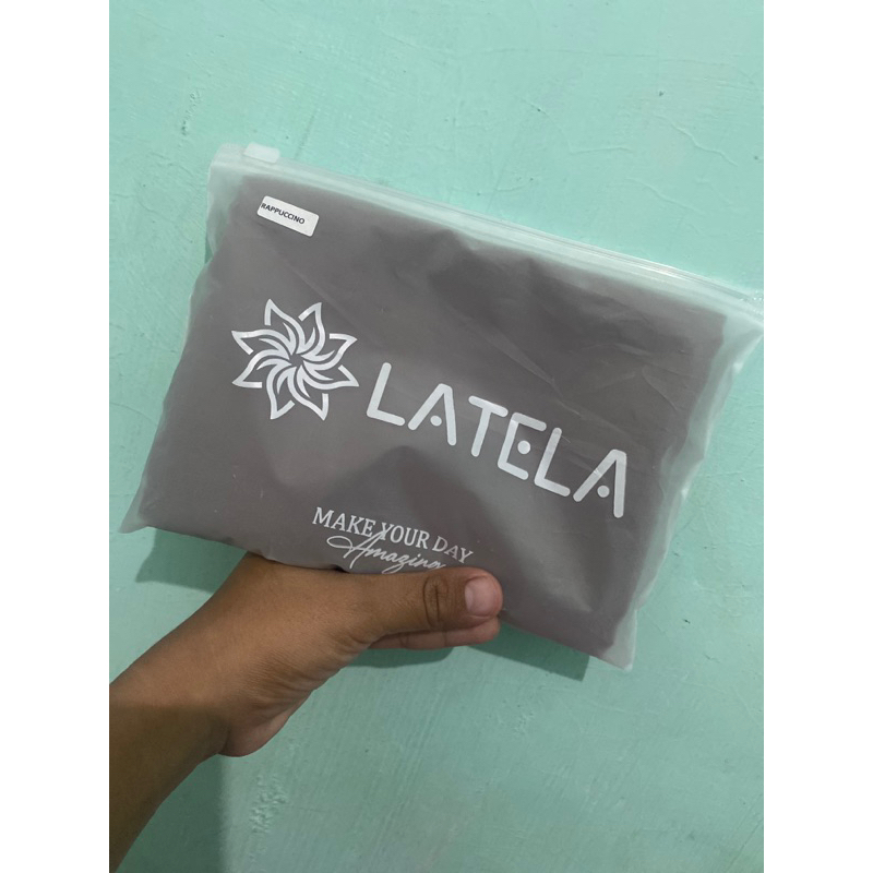 Hijab Latela