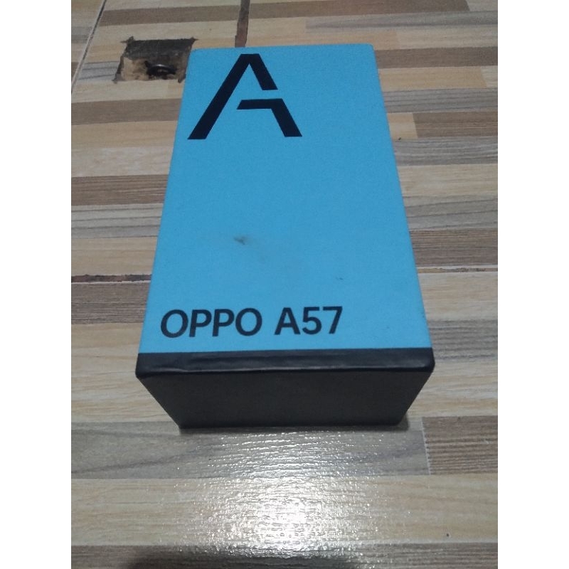 DUS BOX HP OPPO A57 RAM 4/64 GB SECOND ORIGINAL