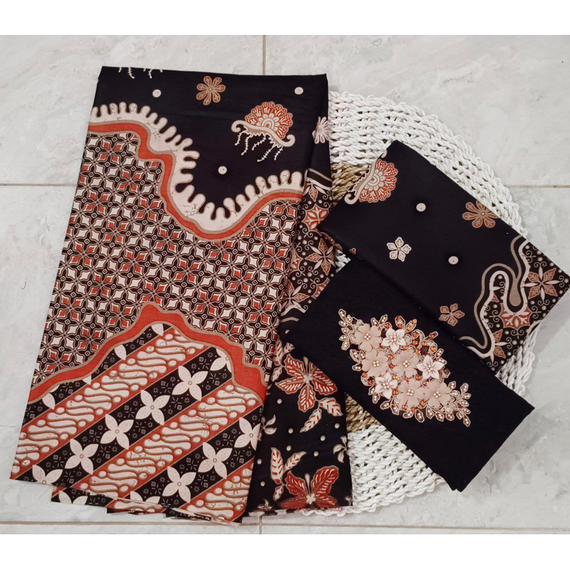 Kain Batik Printing Halus Motif keris jawa Kain Bahan Baju Seragam Bridesmaid Batik Pekalongan Terba