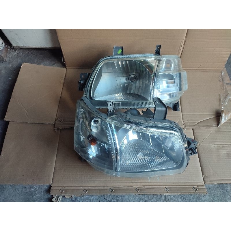 Hedlamp lampu depan Mobil Grandmax Original copotan