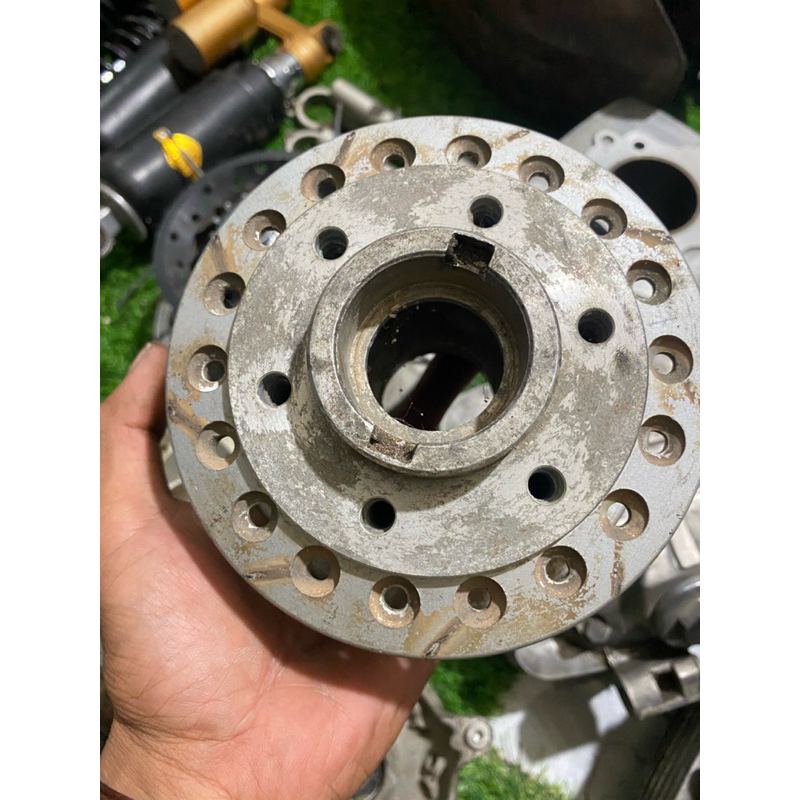 Tromol Depan Thunder250/GT350